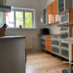 Sehr helle 3 Zimmer mit Balkon ab November verfügbar